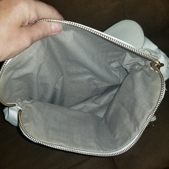 📢NWT Marc Jacobs Winter White Shoulder Bag - Picture 5 of 8